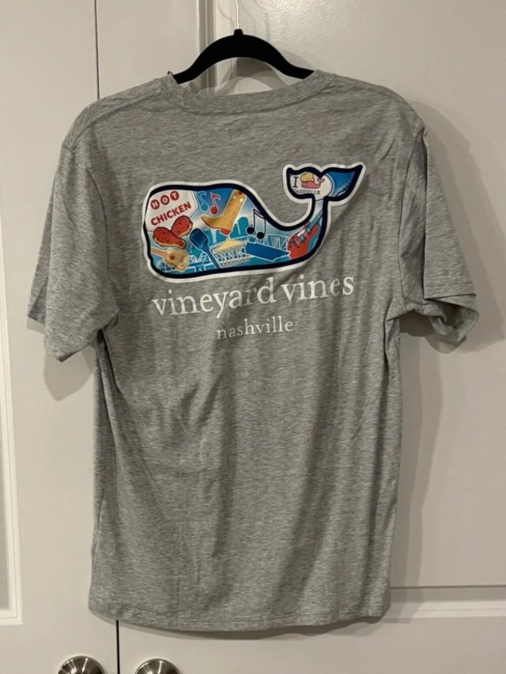 Vineyard Vines T-shirt